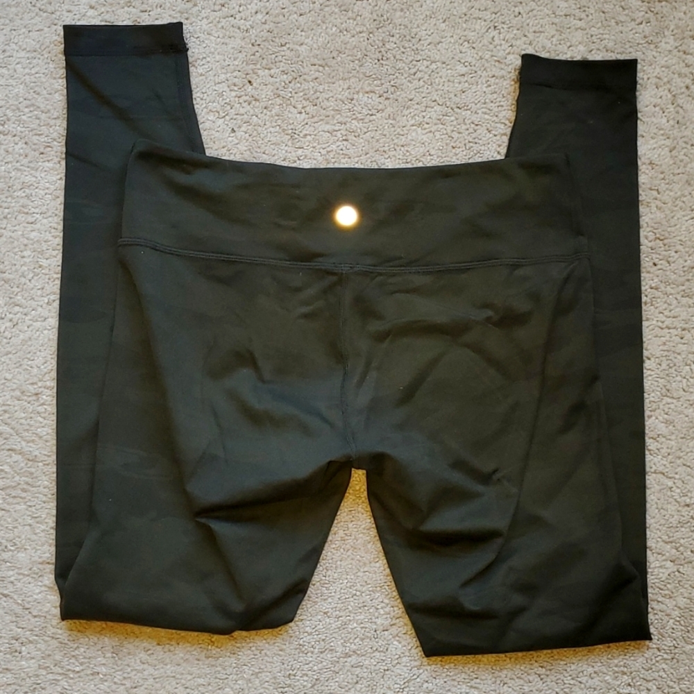 Lululemon Wunder Under Pant *Full-On Luxtreme Savasana Camo 20cm Fatigue Green